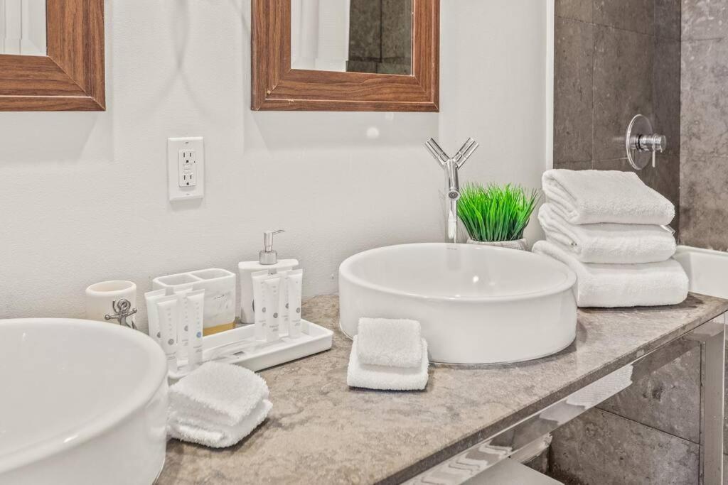Luxurious Ocean View Unit Brickell W Residences * Miami